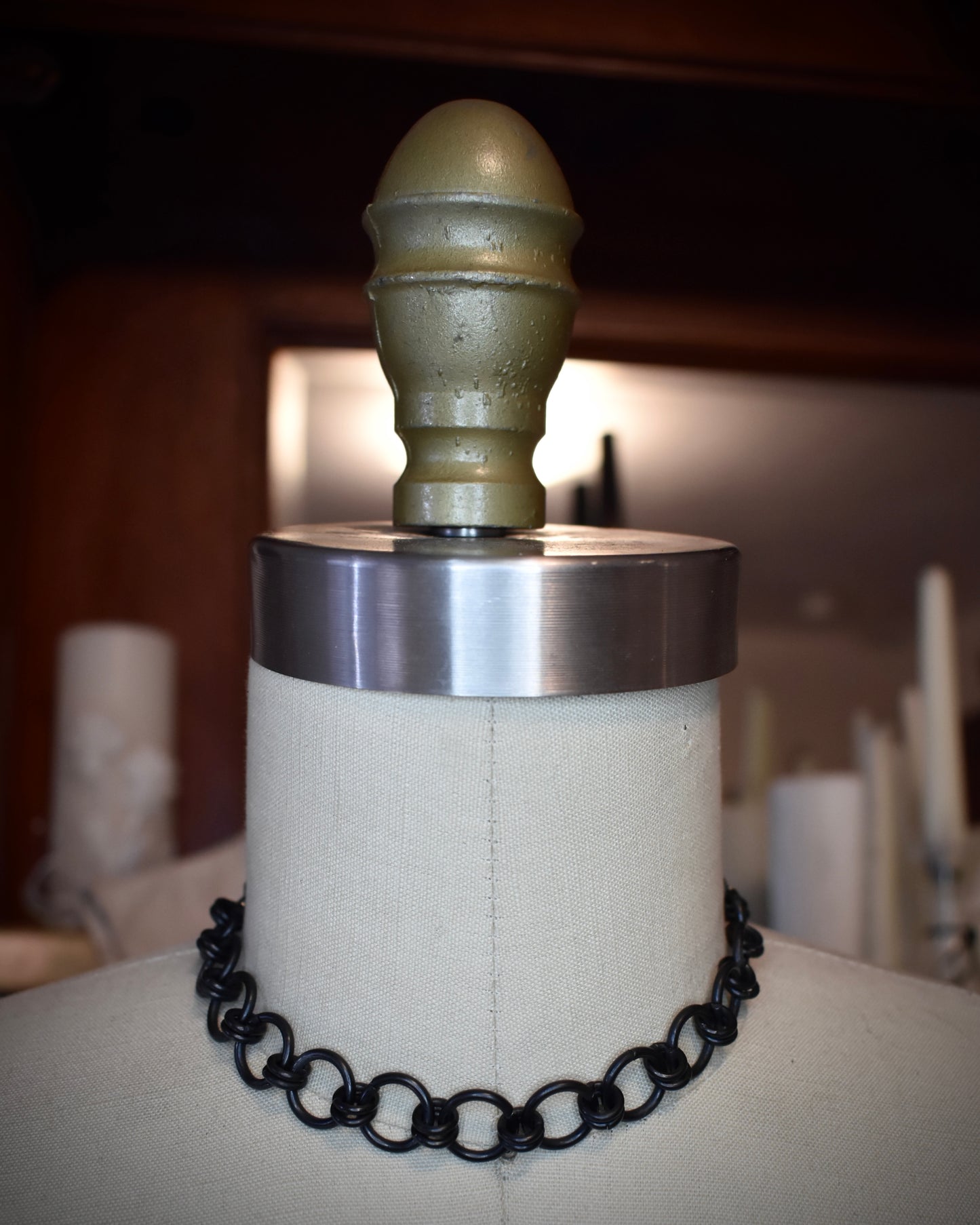 Waning Bubble Choker