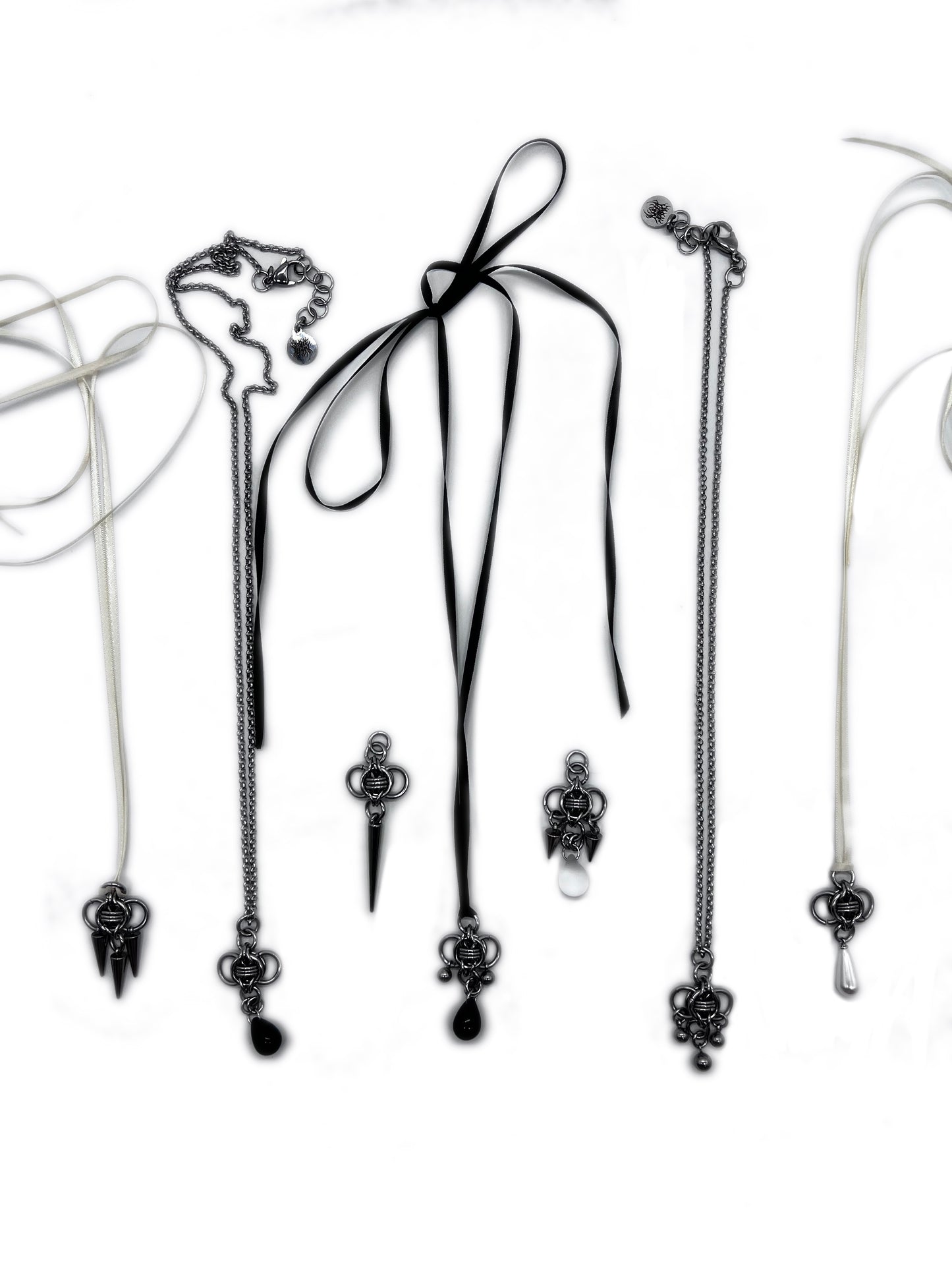 Mini Trinity Pendant Necklace (Chain)