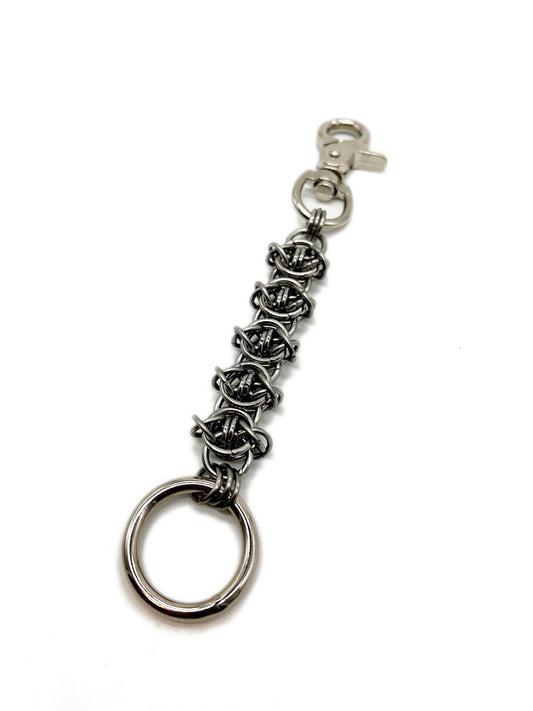 Short Barb Wallet-Chain