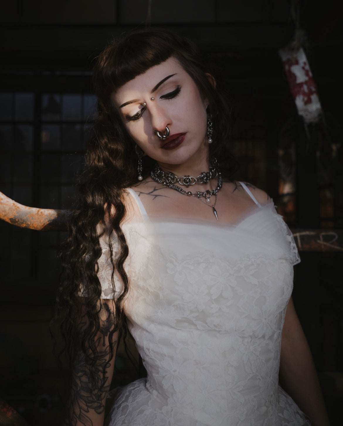 Mini Barb Pearl Earring