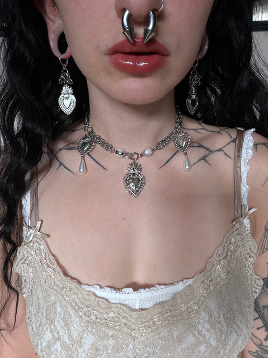 Sacred Pearl Choker