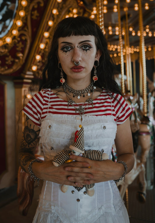 Caterpillar Fanfare Choker