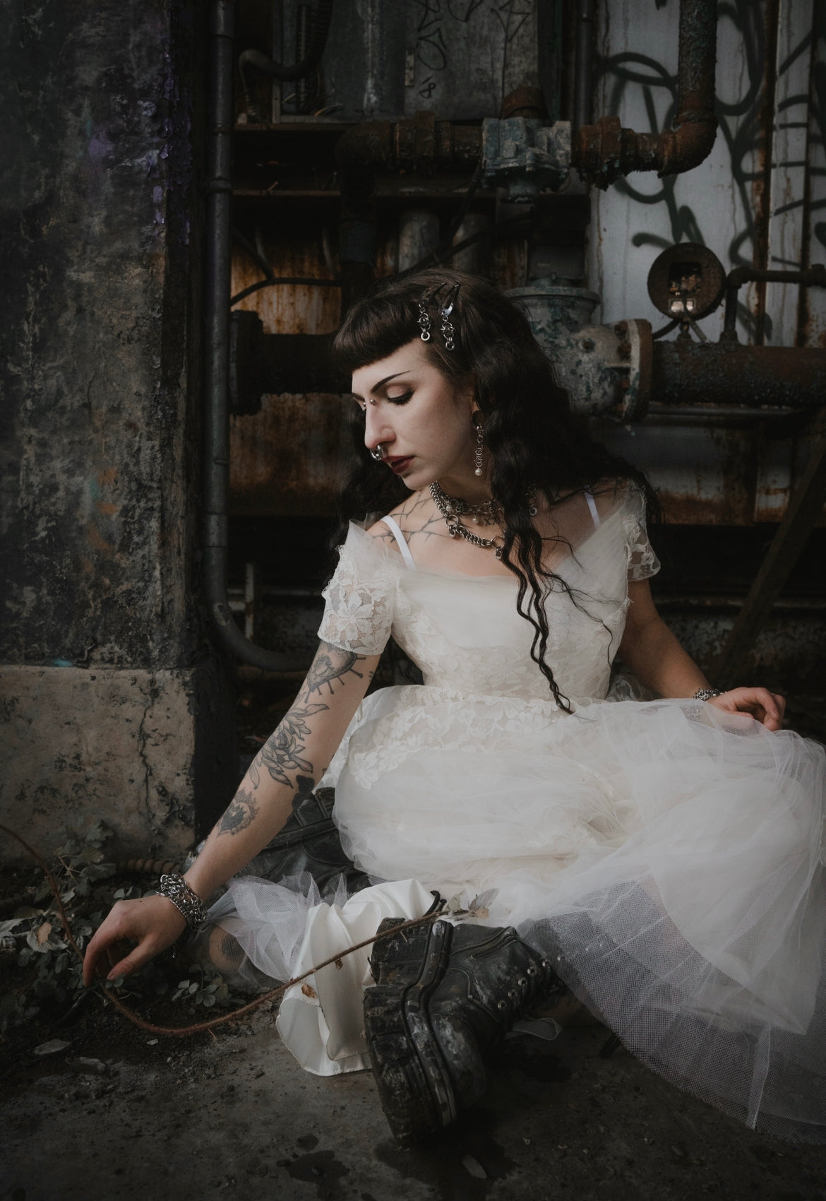 Barbed Wire Clips (Pair)